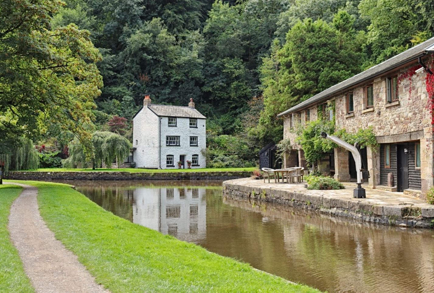 Central Wales – Trains, Ales and Gardens (initial deposit)